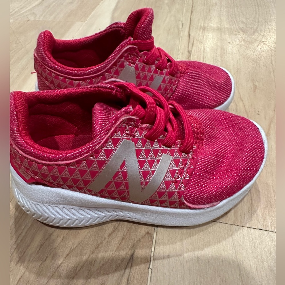 Baby girl new balance sneakers (toddler size 4) like new
